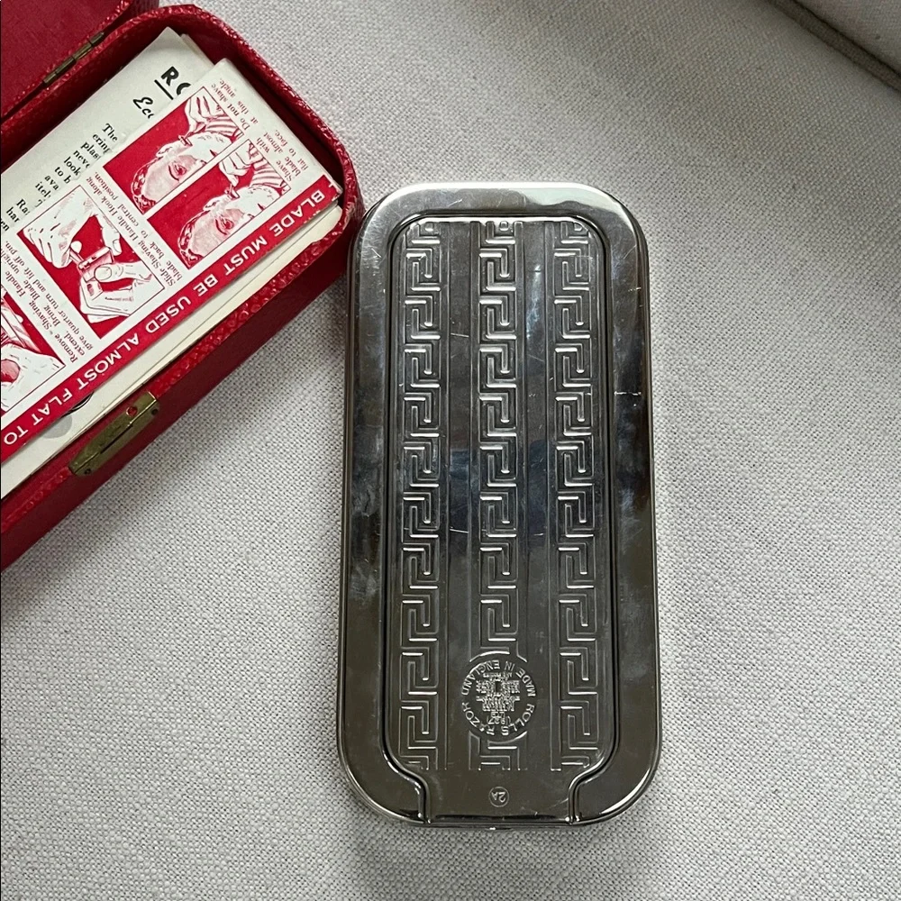 Vintage No. 2A Imperial Model Grooming Tool - Rolls Razor